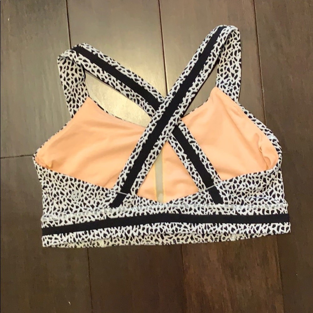 Lululemon Sports bra - Picture 2 of 2